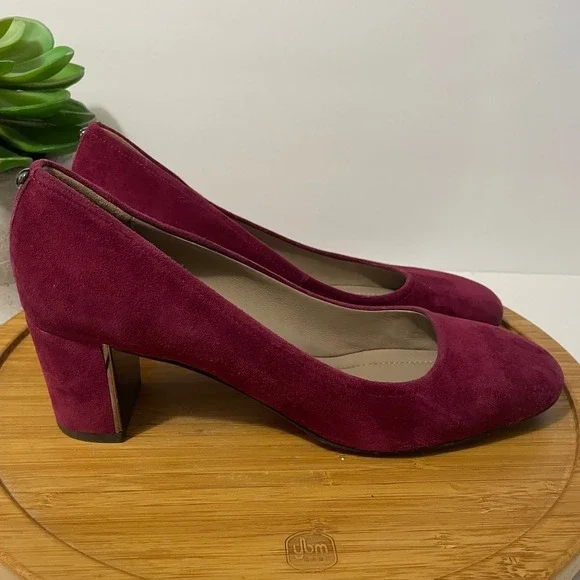 Donald Pliner Corin Suede Block Heel Pumps Women's 9.5 Chic Burgundy Career Shoe - Picture 2 of 10